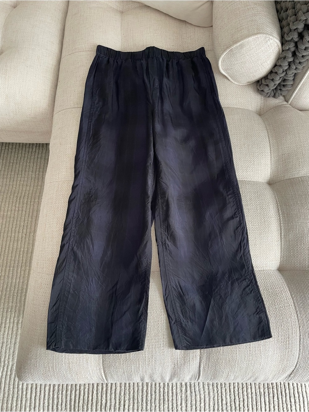Vince Navy Blue Black Striped Silky 100% Cupro High Rise Straight Trouser Pants